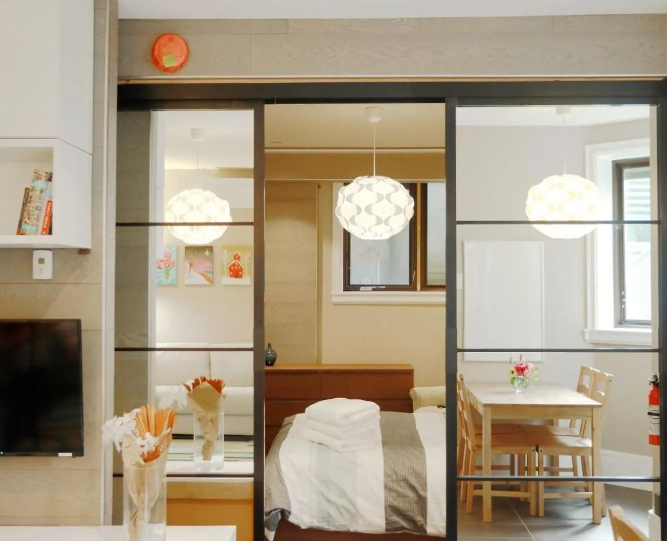 Crofton Studio In Kerrisdale, Vancouver